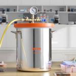 VEVOR 5 Gallon Vacuum Chamber with Glass Lid