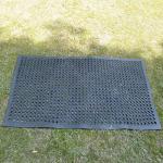 Non-Slip Rubber Floor Mat for Wet Areas