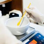 50Pcs Plastic Micro Scoops for Lab Sampling