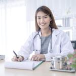 Women's Professional Long Sleeve Lab Coat - Large