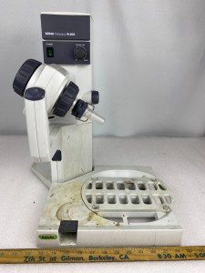 Buchi R-200 Rotary Evaporator for Efficient Lab Use