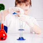 5ML Thick Glass Graduated Cylinder with Plastic Base