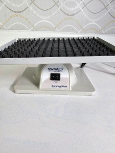 VWR Nutating Mixer with Rubber Mat, 9” x 7.5”