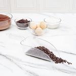 Lightweight 32 Ounce Flat Bottom Ice Scoop