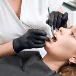 Schneider Medium Nitrile Exam Gloves - 100 Count