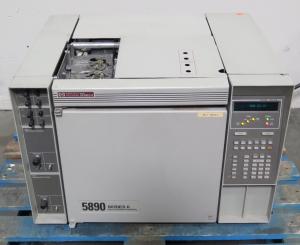 HP 5890 Series II Gas Chromatograph R193787
