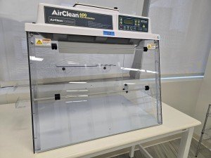 AirClean PCR Workstation and Enclosure Hood