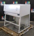 Labconco 3ft PCR Laminar Clean Bench with UV Panel