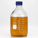 Stonylab 2000 ml Graduated Glass Storage Bottle