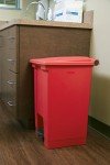 Rubbermaid 12-Gallon Step-On Trash Can, Red