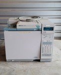 Agilent 6890 G1530A Gas Chromatography System