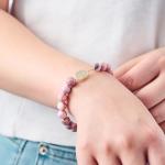 New valley warbler Adjustable Pickleball Bracelet with Crystal Paddle Charm, Pink and Black Beaded Design, Sports Jewelry Gift (Pink)