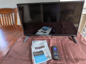 Westinghouse 24-Inch Smart Roku TV with Wi-Fi