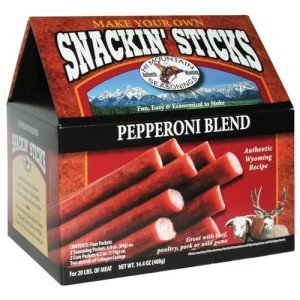 Hi Mountain Seasonings ǀ Snack Stick Seasoning Kit ǀ PEPPERONI BLEND ǀ Includes Seasoning, Cure, Casings, & Directions ǀ Seasons up to 20lbs of Meat ǀ Beef, Pork, Venison, Deer, & Wild Game