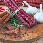Hi Mountain Seasonings ǀ Snack Stick Seasoning Kit ǀ PEPPERONI BLEND ǀ Includes Seasoning, Cure, Casings, & Directions ǀ Seasons up to 20lbs of Meat ǀ Beef, Pork, Venison, Deer, & Wild Game