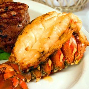 Giant Gourmet Cold Water Lobster Tails (4 Count)