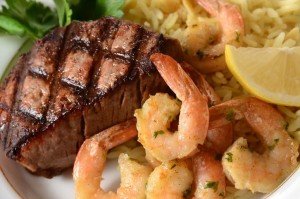 New York Steak & Seafood Bundle: Filet Mignon & Jumbo Shrimp