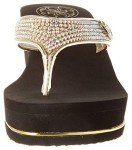 GUESS Womens Sarraly Flip-Flop, Gold 771, 10 US