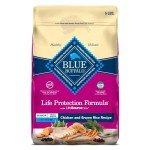 Blue Buffalo Life Protection Formula Small Breed Senior Dry Dog Food, Supports Joint Health and Immunity, Made with Natural Ingredients, Chicken & Brown Rice Recipe, 5-lb Bag