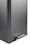 Rubbermaid 12 Gallon Stainless Steel Step Trash Can