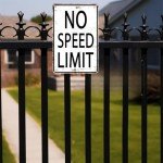 Vintage Style No Speed Limit Tin Sign for Mancave