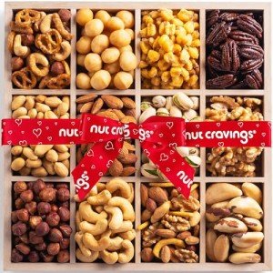 Gourmet Holiday Mixed Nuts Gift Basket