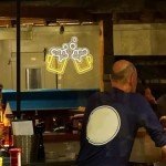 Woanger Beer Lights Neon Signs Beer Light up Signs LED USB Operated Man Cave Gifts for Men Beer Mug Light up Wall Decor for Bar Nightclub Cafe Pub Hotel Garage