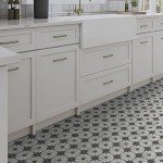 Black Star Peel and Stick Vinyl Tile, 9x9