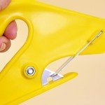 Heavy Duty Carpet Cutter with Extra Blades