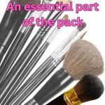 Organic Retractable Kabuki Brush for On-the-Go Beauty