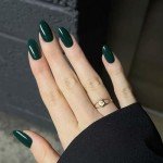 32Pcs Green Christmas Press-On Almond Nails Kit