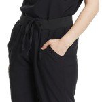 Women's Stretch Scrub Set with 8 Pockets