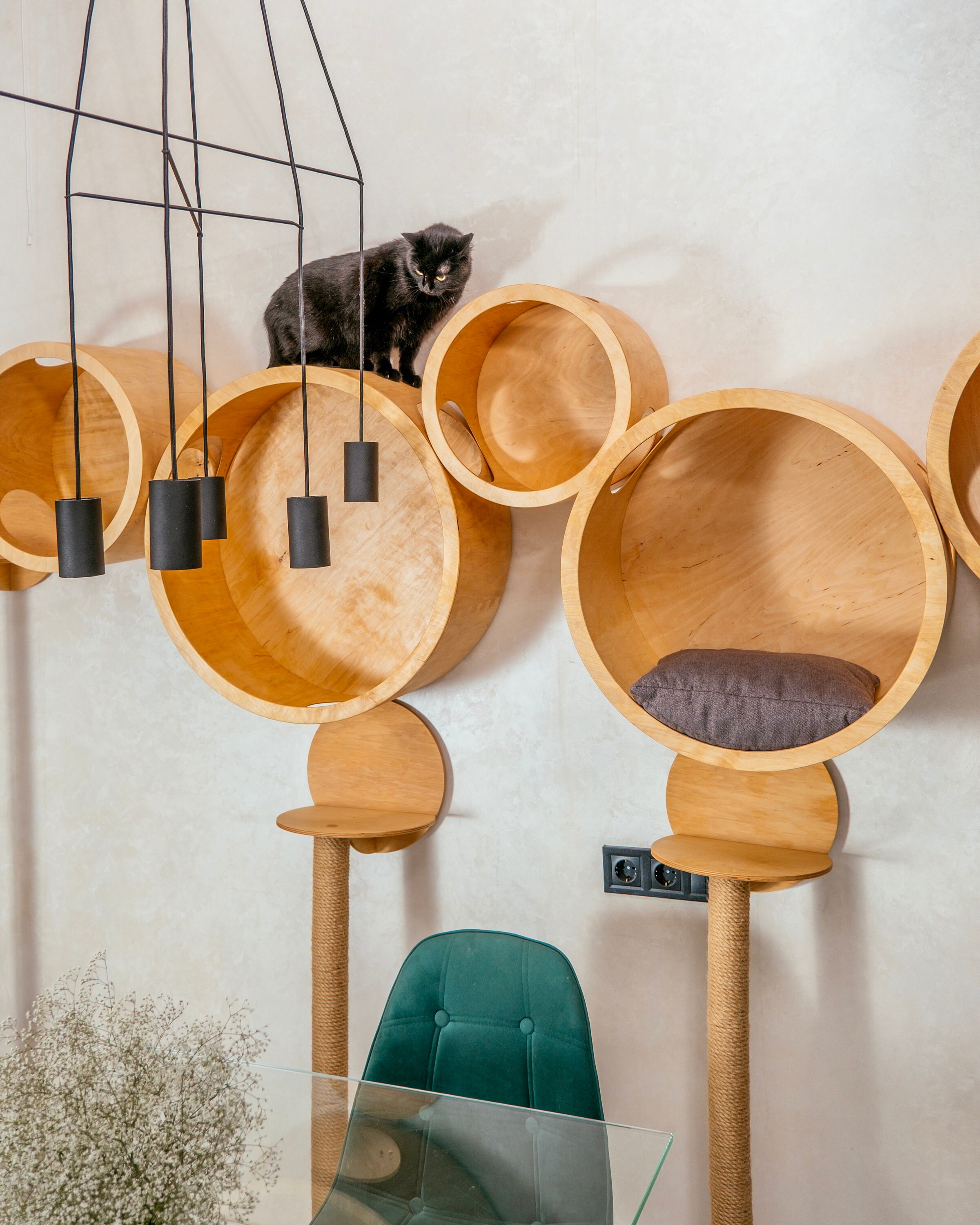 Cat Scratcher Tree & Shelf combo