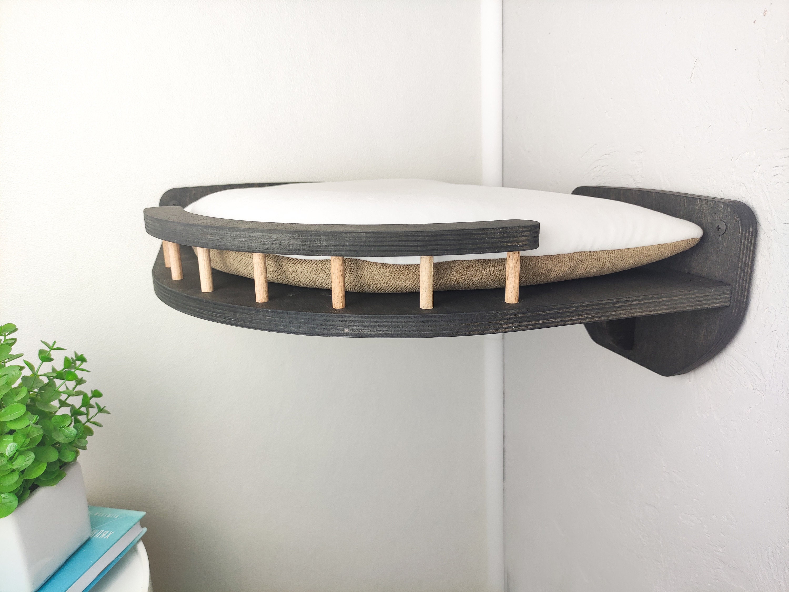 Wall-mounted Cat Furniture & Shelves