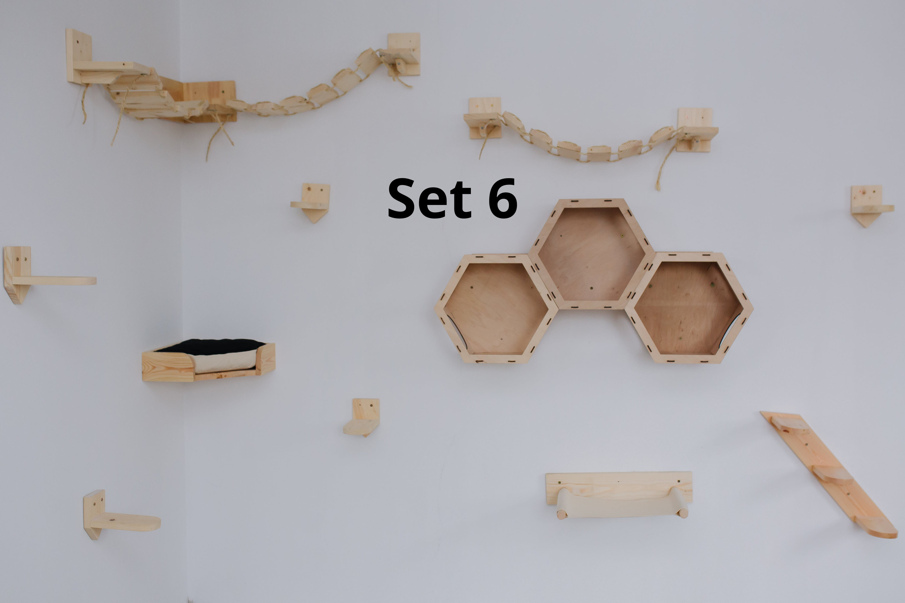 Wall-mounted cat furniture set