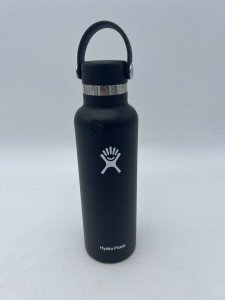 Hydro Flask 21 oz Black Bottle with Flex Cap