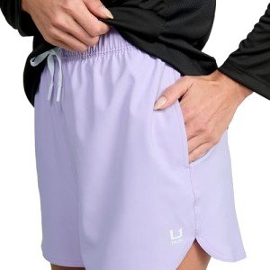 Huk Women's Quick-Dry Fishing Shorts in Lavender