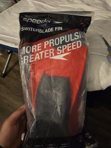 Speedo Swim Training Switchblade Fins, Black/Red, L