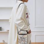 TSOTMO Cartoon Anime Gift She Believed She Could So She Did Crossbody Bag Anime Lover Gift for Women Mother (did black cat Cr)