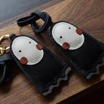 Fuerxy No Face Bag Charm, Black Purse Charms for Handbags, Funny Fashion Bag Accessories Key Charms