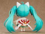 Good Smile Character Vocal Series 01: Hatsune Miku (Maneki Miku Ver.) Nendoroid Action Figure, Multicolor