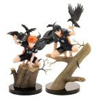 MABAIUDE 2pcs Tobio Kageyama and Shoyo Figure Statue, 1/6 Scale Anime Figure Crouch on The Stump Holding Crows Scene Sculpture, Handmade Desktop Figure Collectible Gifts