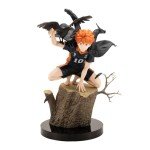 MABAIUDE 2pcs Tobio Kageyama and Shoyo Figure Statue, 1/6 Scale Anime Figure Crouch on The Stump Holding Crows Scene Sculpture, Handmade Desktop Figure Collectible Gifts