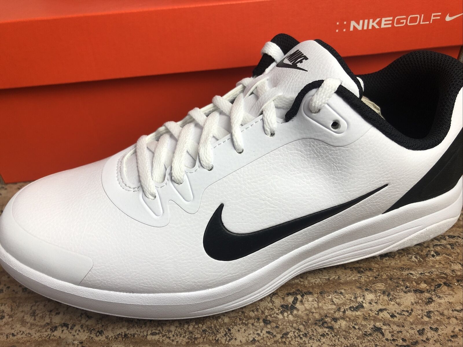 Nike Infinity G Men's Size 8 Leather Golf Shoes
