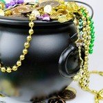 GiftExpress 8" Black Cauldron Kettle, St Patrick's Cauldron Pot of Gold, Cauldron Halloween Decor
