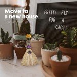 RJINGSHI Natural Tiger's Eye Magic Broom Love Crystal Witch Broom Reiki Healing Crystal Handmade for Cleansing Bedroom Office Home Decor Gifts