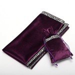 BLESSUME Altar Tarot Table Cloth Divination Wicca Velvet Cloth with Tarot Pouch 24.4 * 24.4 inch Purple