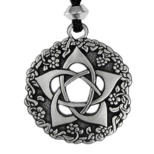 Pentacle of the Goddess Wiccan Jewelry Pagan Pentagram Necklace by Pepi