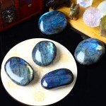 Labradorite Palm Stone Crystal - Natural Chakra Reiki Polished Healing Pocket Worry Stone Crystal for Anxiety Stress Relief Therapy