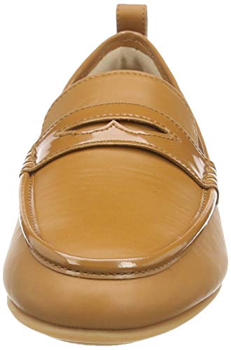 FitFlop Women's Lena Penny Loafer Flat, Light Tan, 7